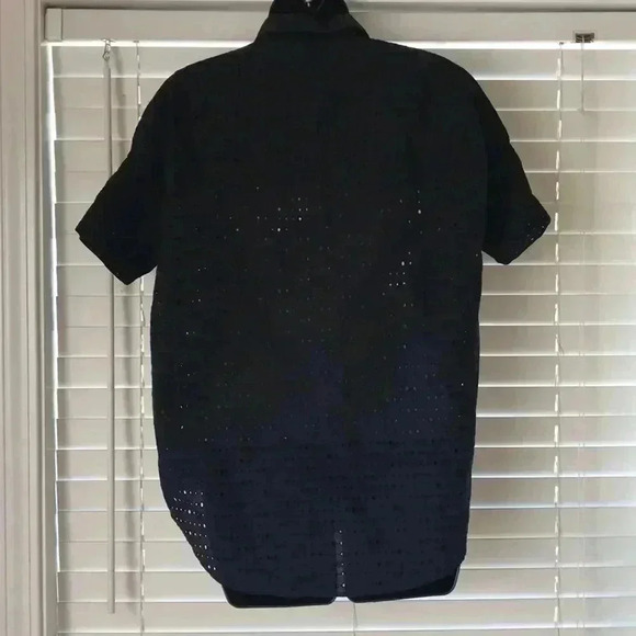 Madewell Perforated Button Front Size XXS - Picture 3 of 5